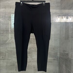 Xersion Black High-Rise Leggings with Side Pockets